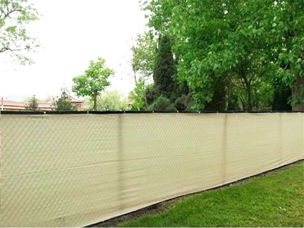 2024 Latest style knitted plastic Fence screen for garden