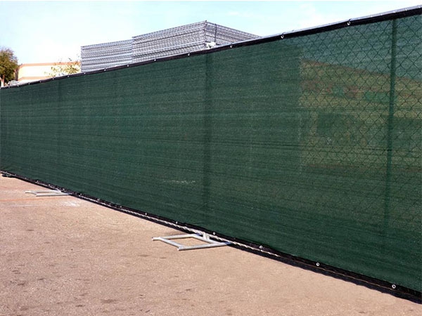 Fashion Design custom Size Knitting HDPE Fence Screen for playground